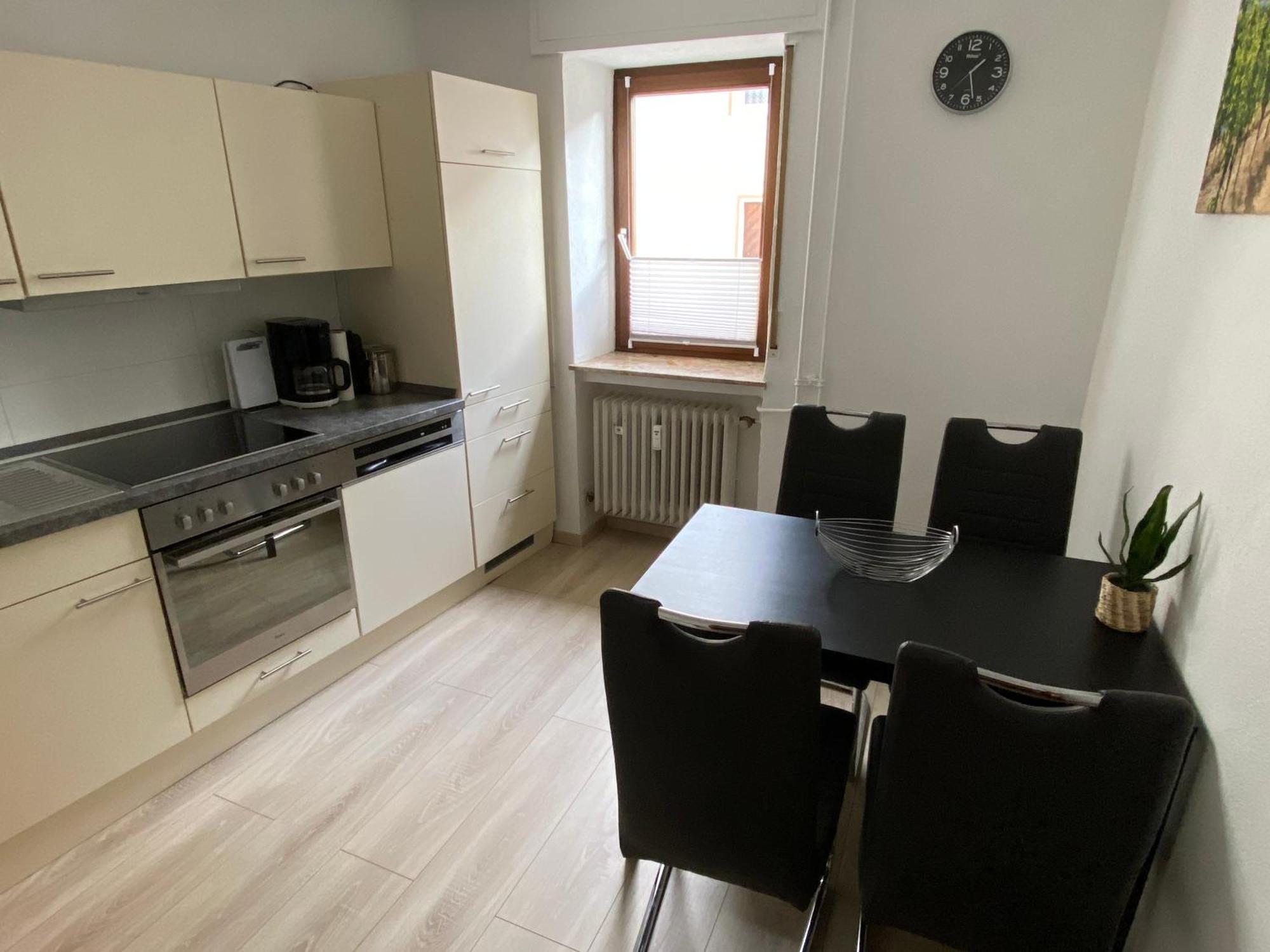 Ferienwohnung Stiegel อินเงนไฮม์ อัม ไรน์ ภายนอก รูปภาพ